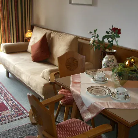Haus Kristall *